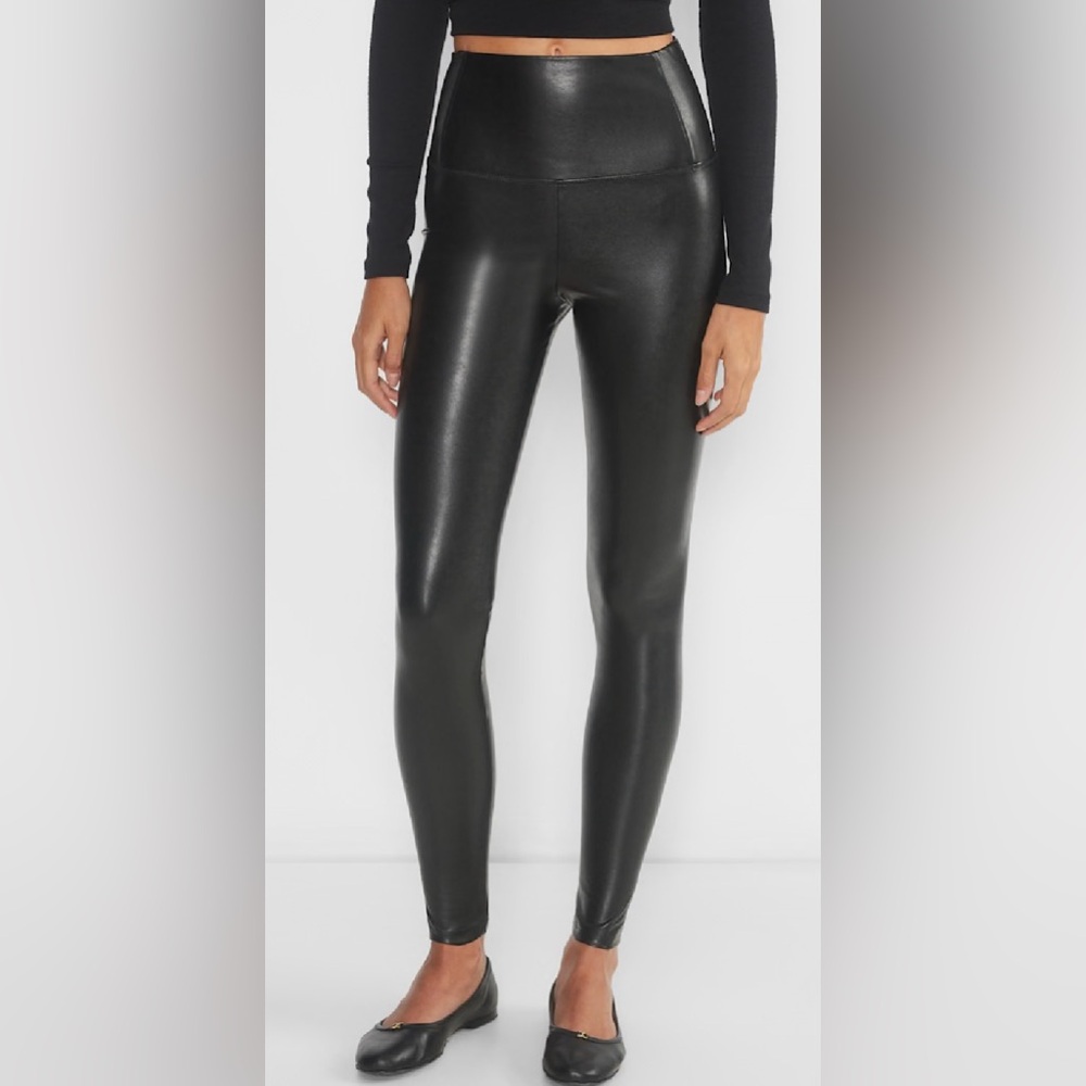 Aritzia Wilfred Free Daria Pant